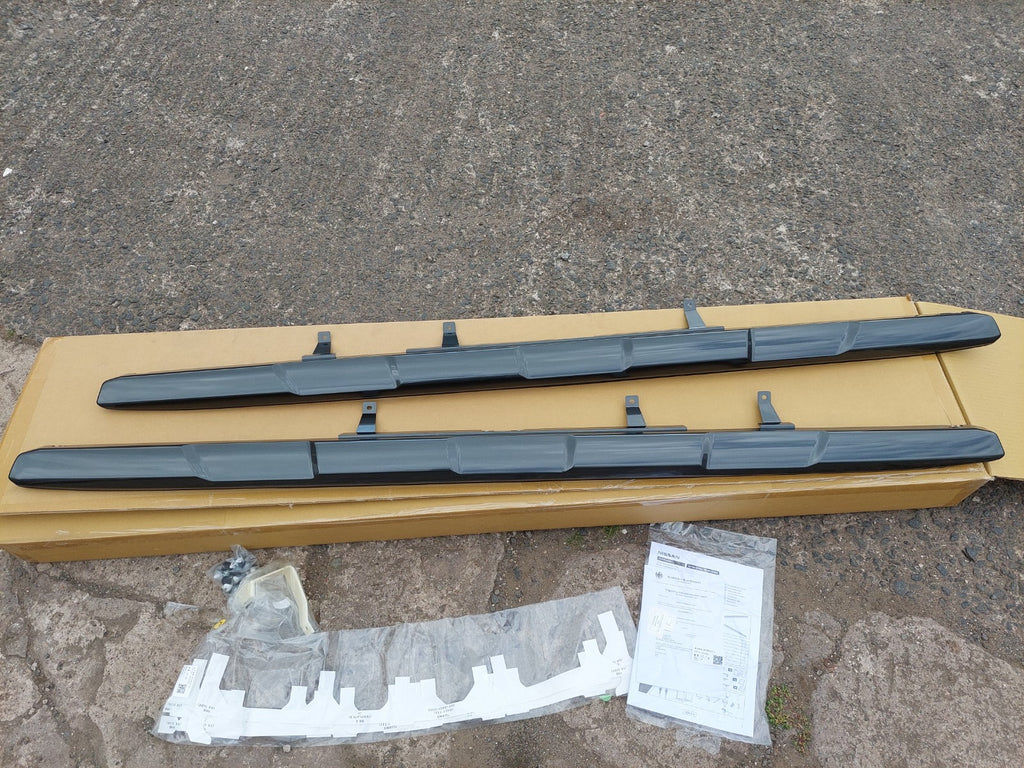 Nissan X-Trail T32 Lower Door Side Styling Plate Set 2017-on KE7606F05A Genuine