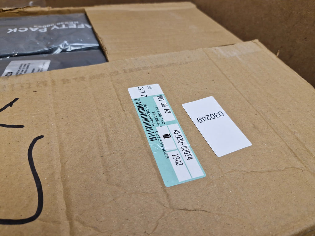 Nissan Warning Triangle First Aid Safety Pack X12  KE93000024 Genuine Bulk NEW