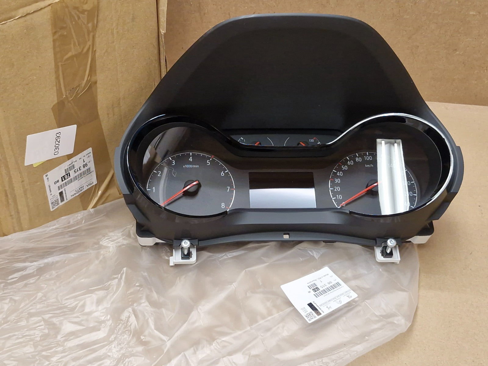 Vauxhall Corsa F Speedometer Instrument Cluster 9831576180 Genuine NEW