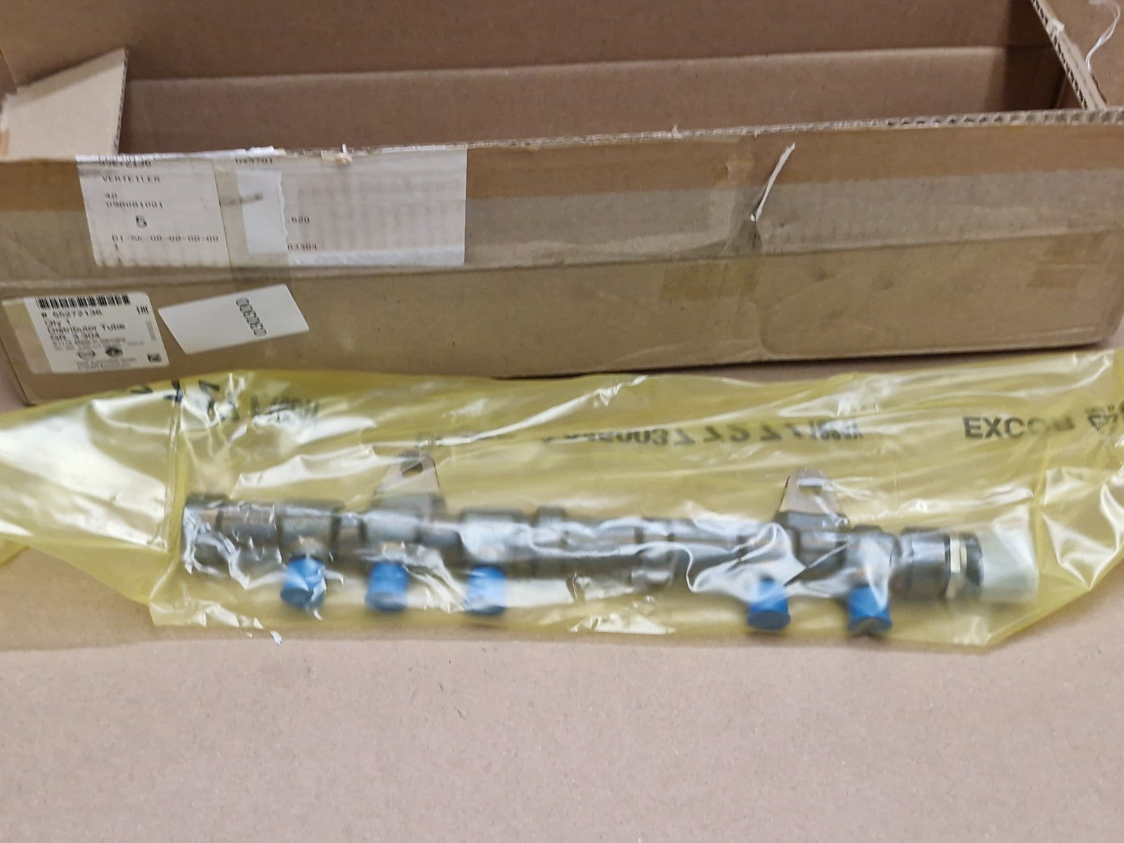 Vauxhall Corsa E Mk4 Fuel Injector Rail 1.3 CDTi 2014-on 55272136 Genuine NEW