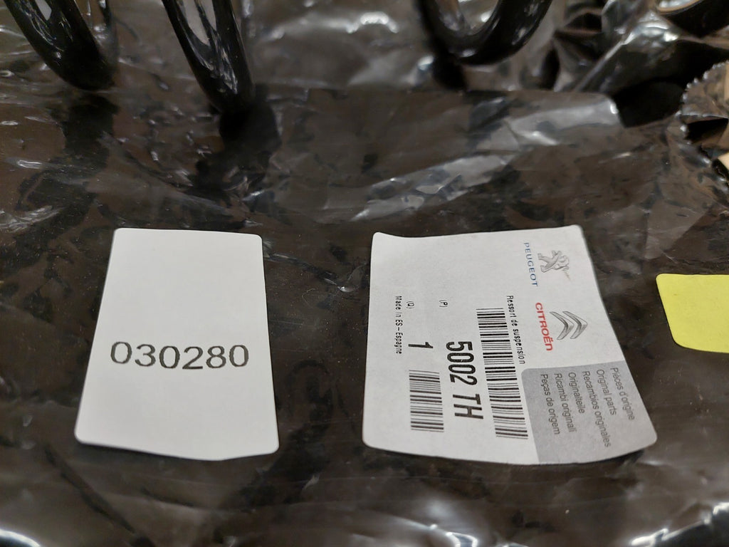 Peugeot 2008 Front Coil Spring 1.6D 2009-2016 5002TH Genuine NEW 5008