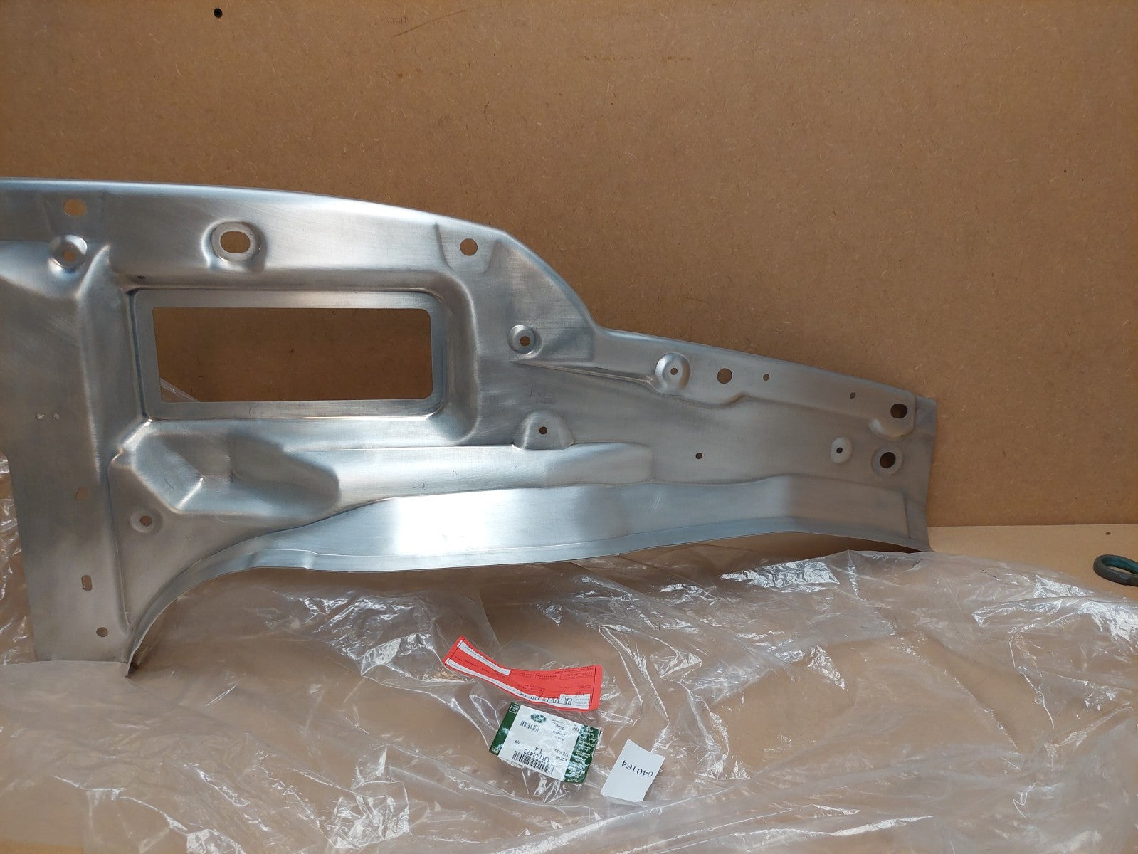 Land Rover Defender 90 110 130 Tail Lamp Panel LR144473 Genuine NEW