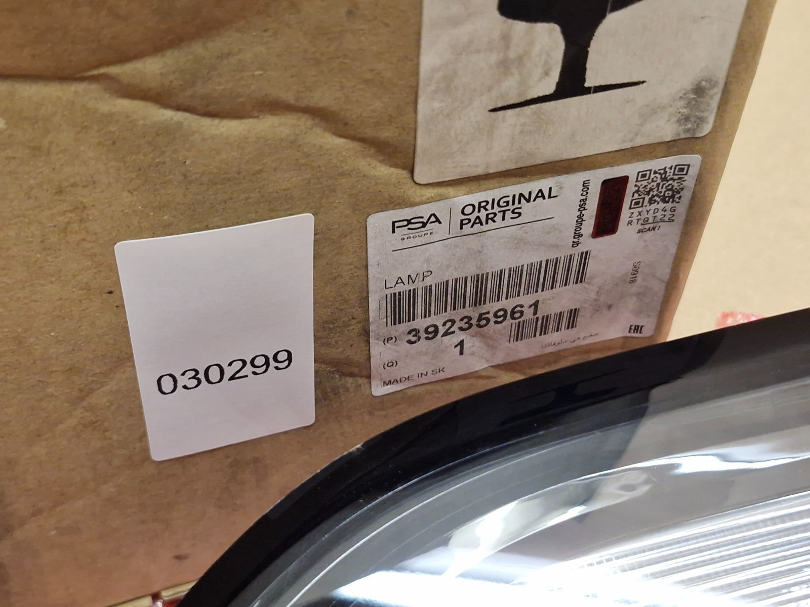 Vauxhall Crossland Left Inner Taillight Mk1 FL 2020-2024 39235961 Genuine NEW