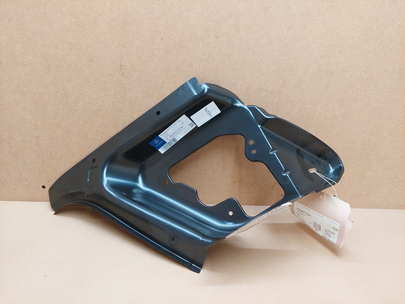 MERCEDES-BENZ C W204 Rear Left Fender Stiffening A2046372544 NEW GENUINE