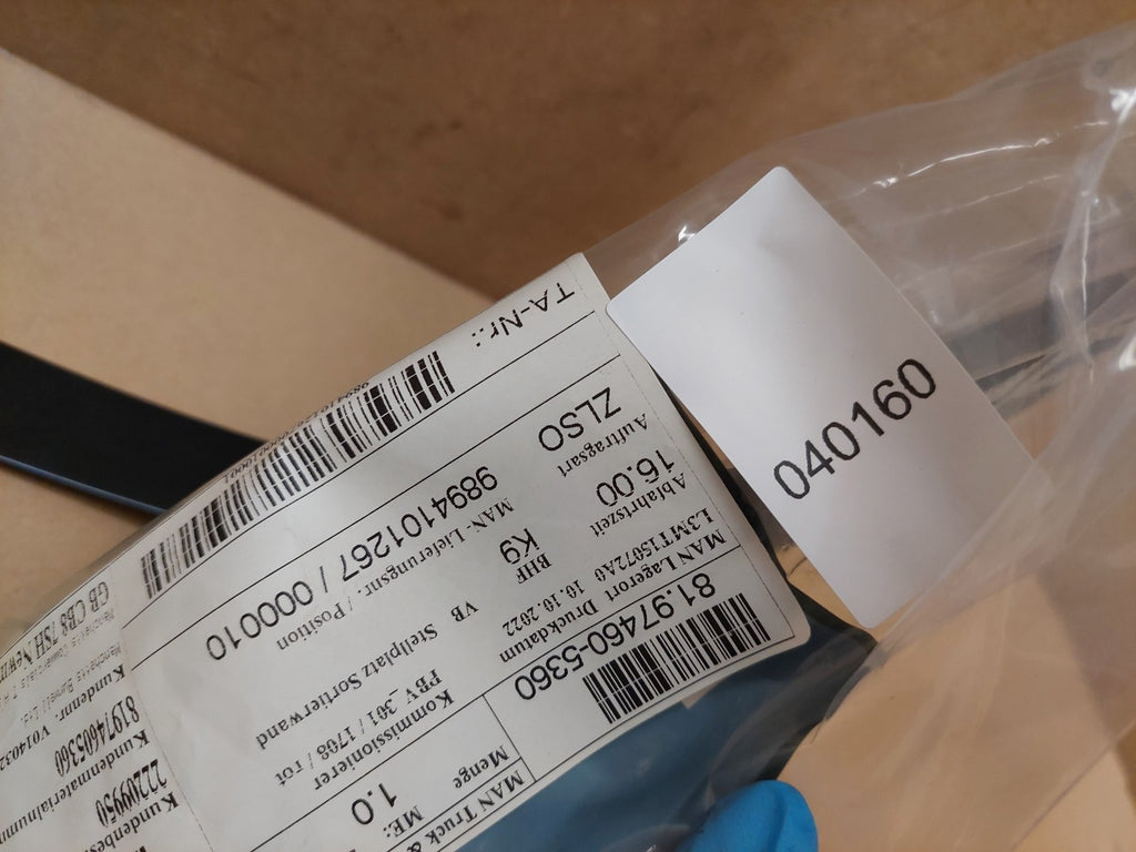 MAN Fastening Strap Pair 81.97460-5360 81974605360 Genuine NEW