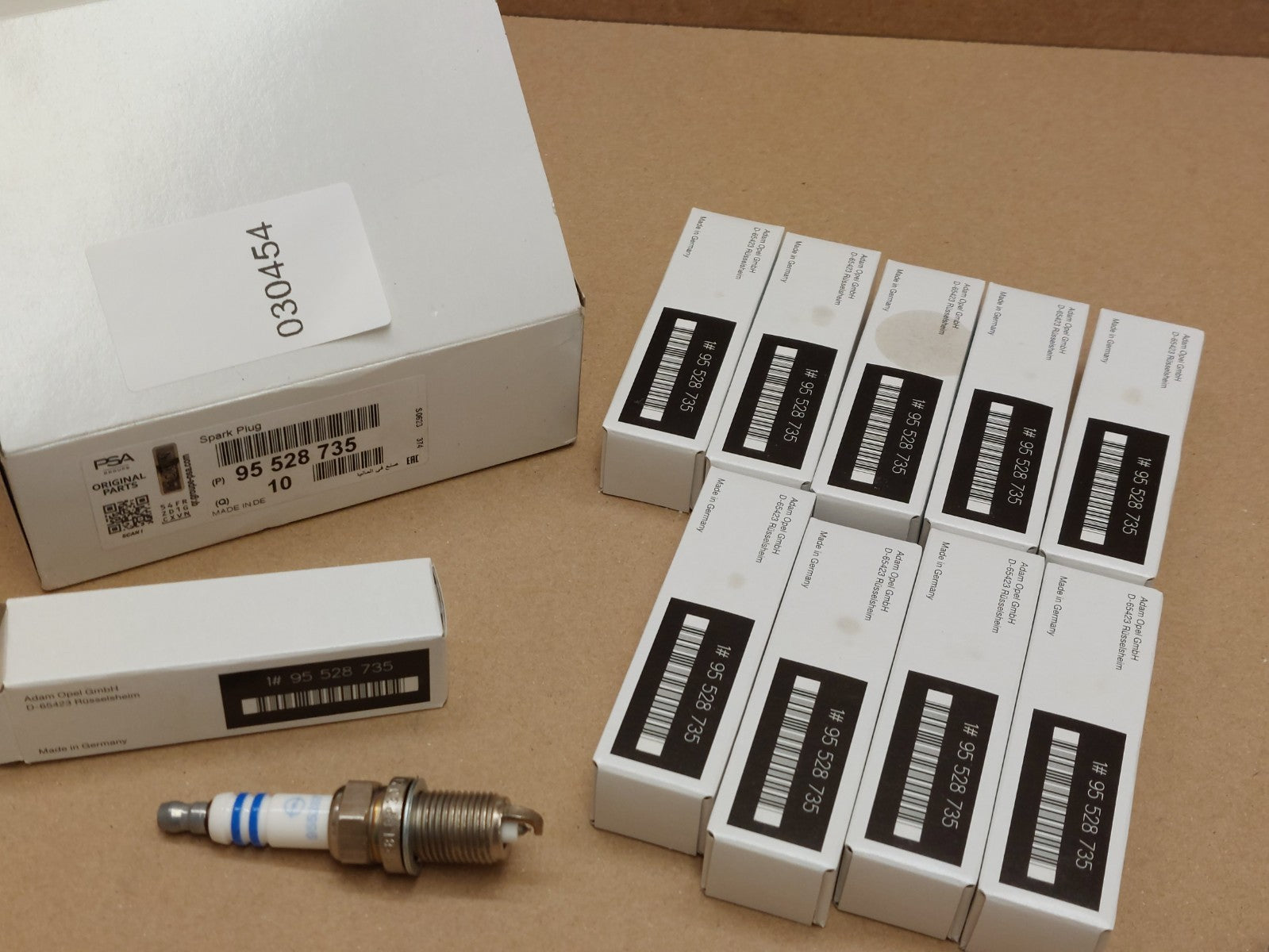 Vauxhall Adam Spark Plug X10 1.2 1.4 2013-2019 95528735 Genuine NEW