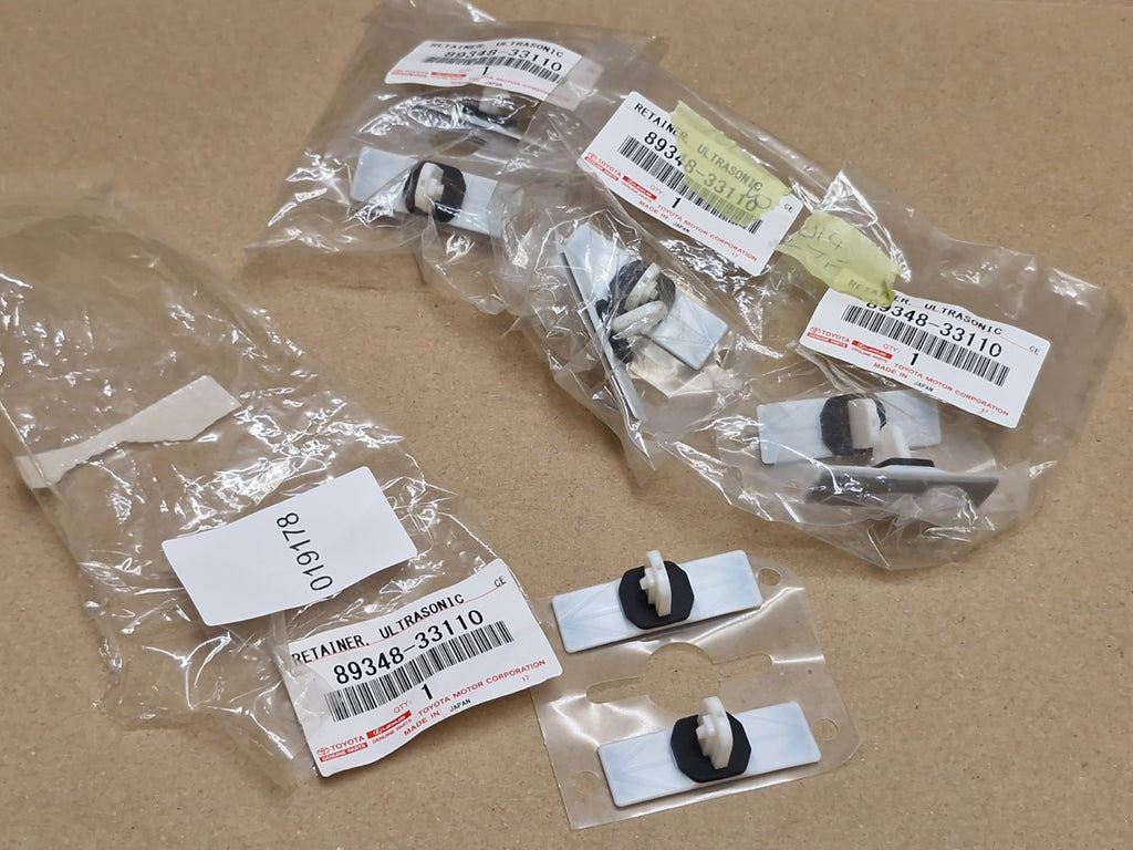 Lexus CT ES GS IS RC  Front Parking Sensor Retainer X4 Set 8934833110 Genuine