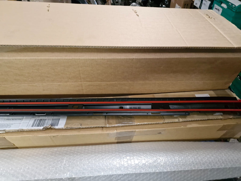 Audi Ai Sportback 8X Right Side Skirt Bracket 2010-2018 8X0854536 Genuine NEW