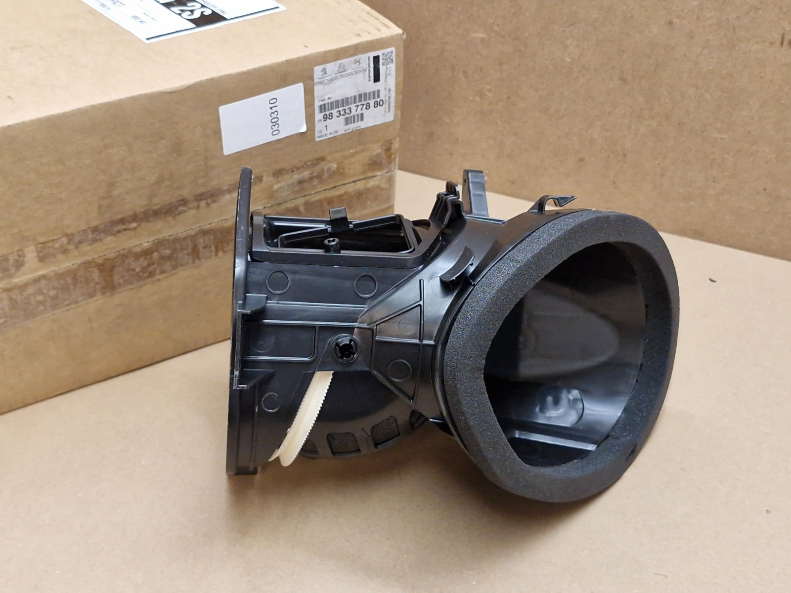 PEUGEOT 208 MK2 P21 Heater Air Channel 9833377880 New Genuine