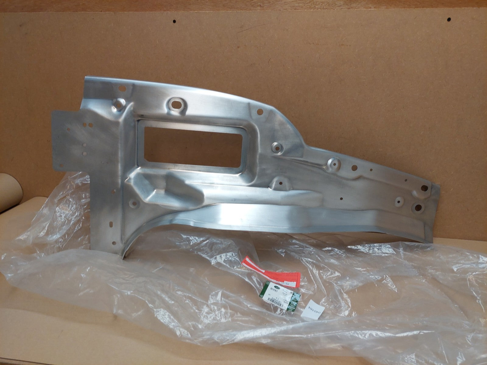 Land Rover Defender 90 110 130 Tail Lamp Panel LR144473 Genuine NEW