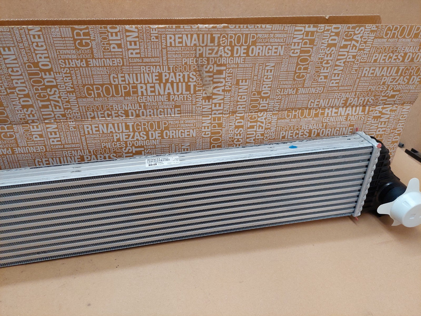 Renault Master MK3 Turbo Intercooler Movano B MK2  2.3 144960015R Genuine NEW