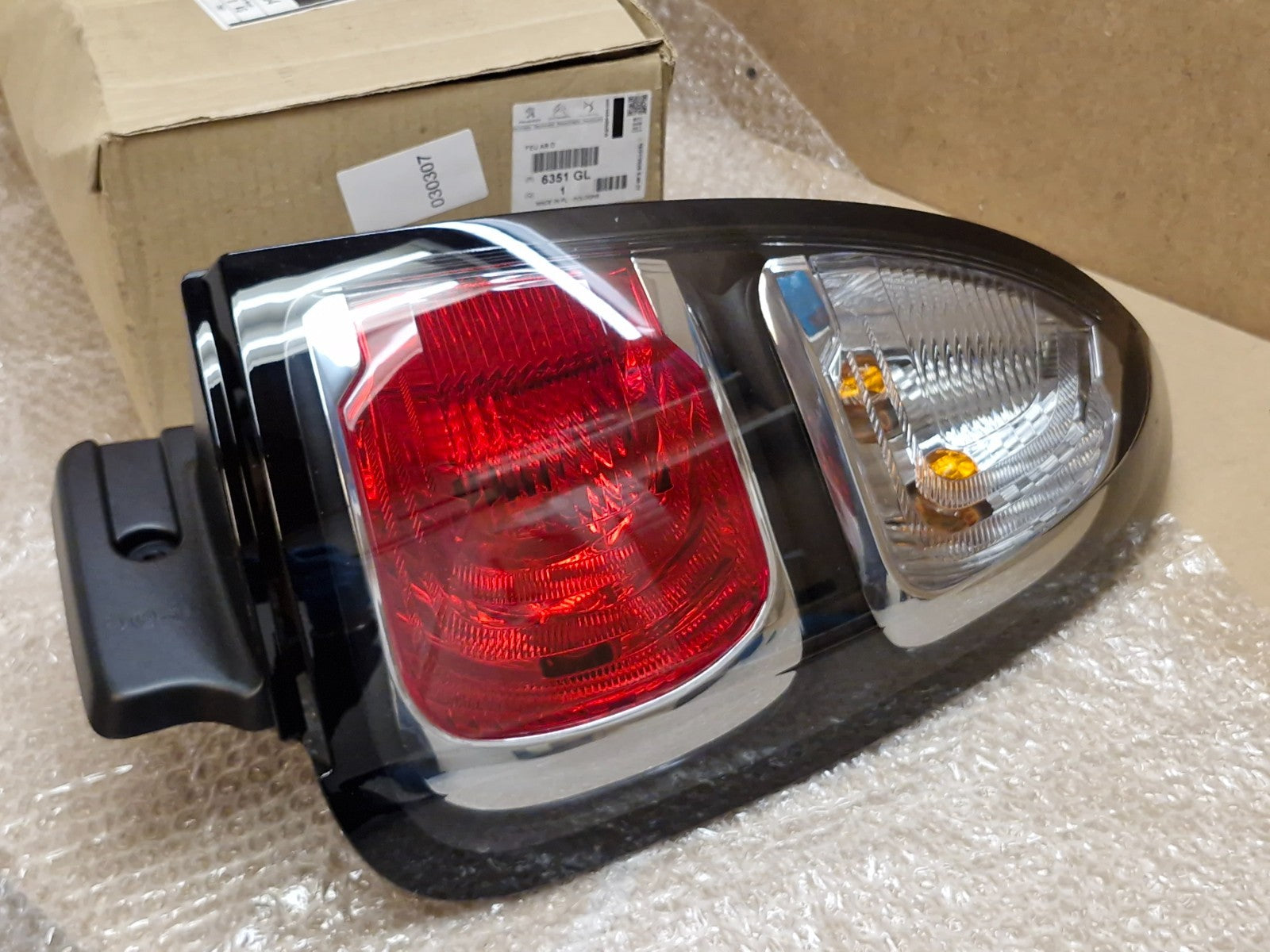 Citroen C3 Picasso Rear Right Taillight SH Mk1 6351GL Genuine NEW