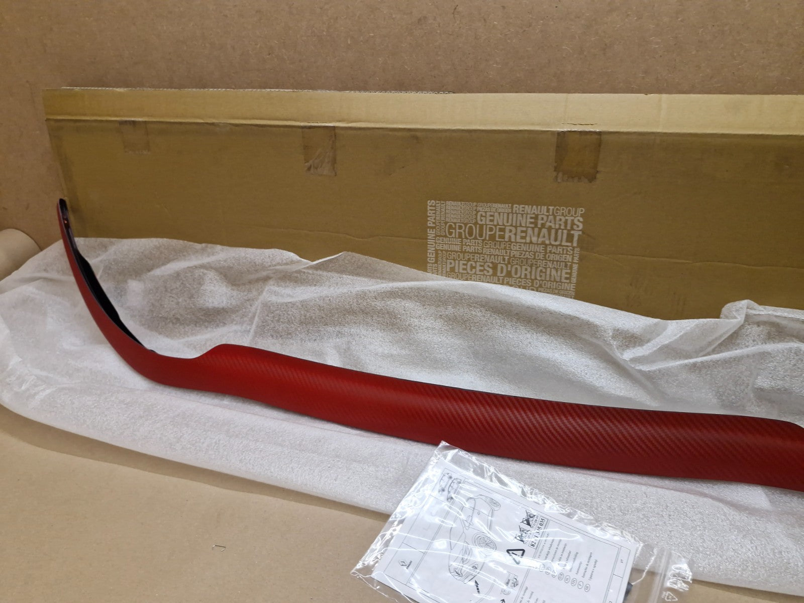 Renault Clio Mk4 Front Bumper Skirt Red 7711433842 Genuine NEW