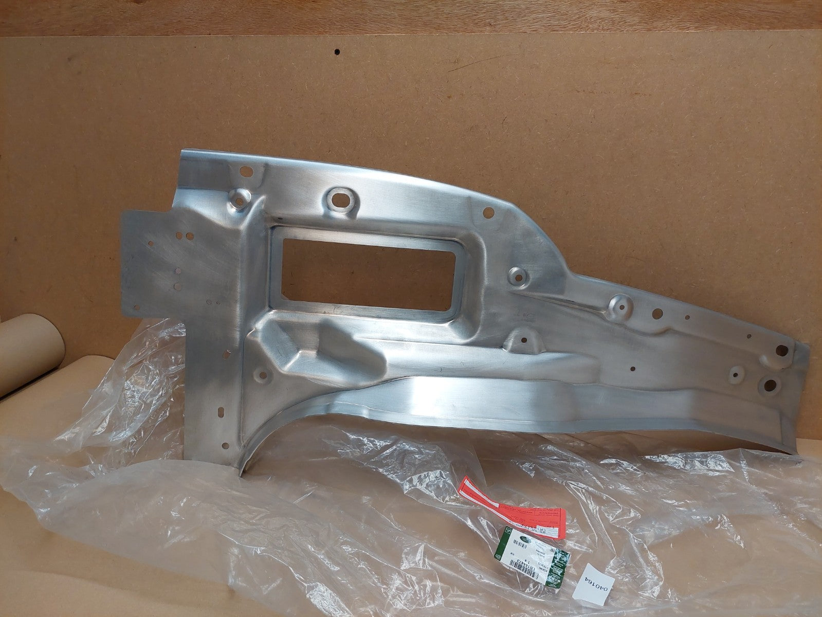 Land Rover Defender 90 110 130 Tail Lamp Panel LR144473 Genuine NEW