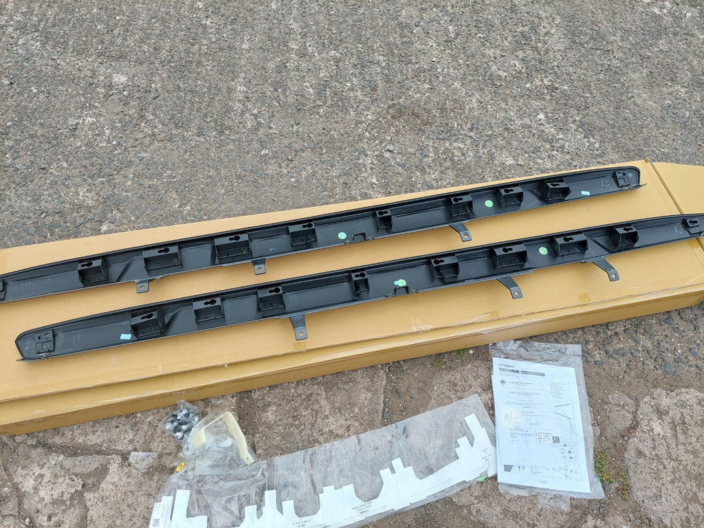 Nissan X-Trail T32 Lower Door Side Styling Plate Set 2017-on KE7606F05A Genuine