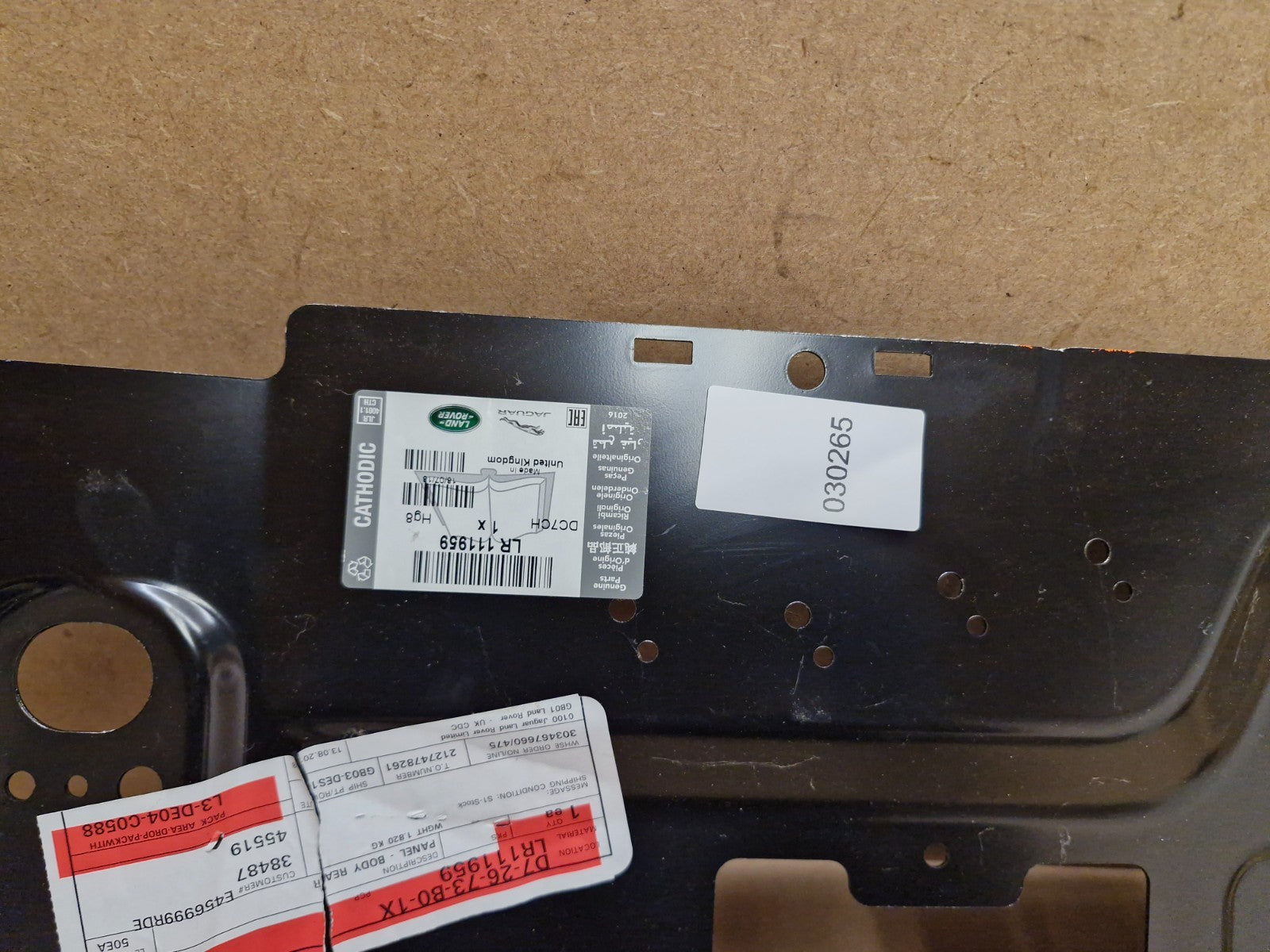 Range Rover L494 Sports Rear Body Panel 2014-2022 LR111959 Genuine NEW