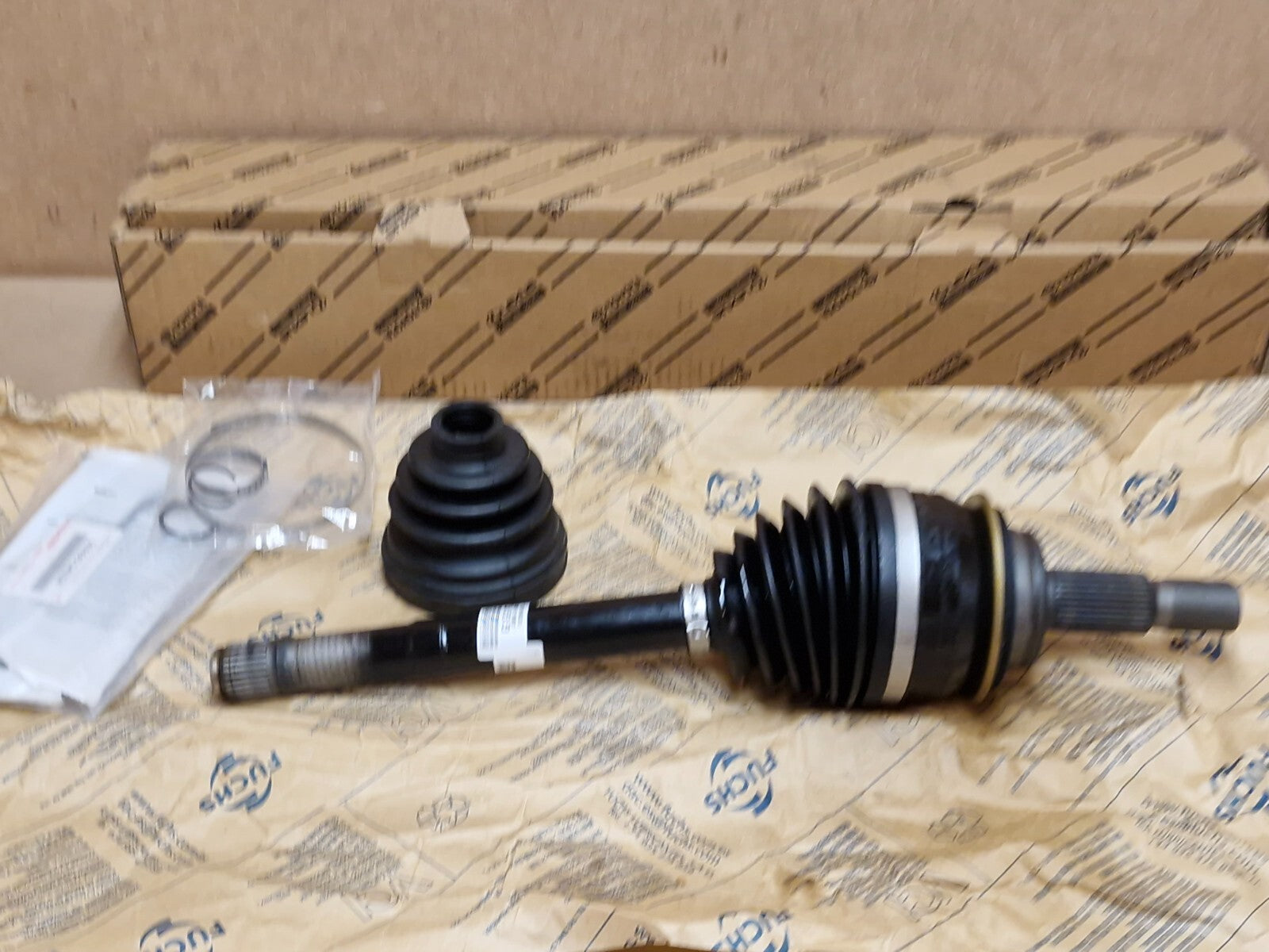 Toyota Hilux Front Left Drive Shaft GGN125 GUN125 LAN125 4346009Y70 Genuine NEW
