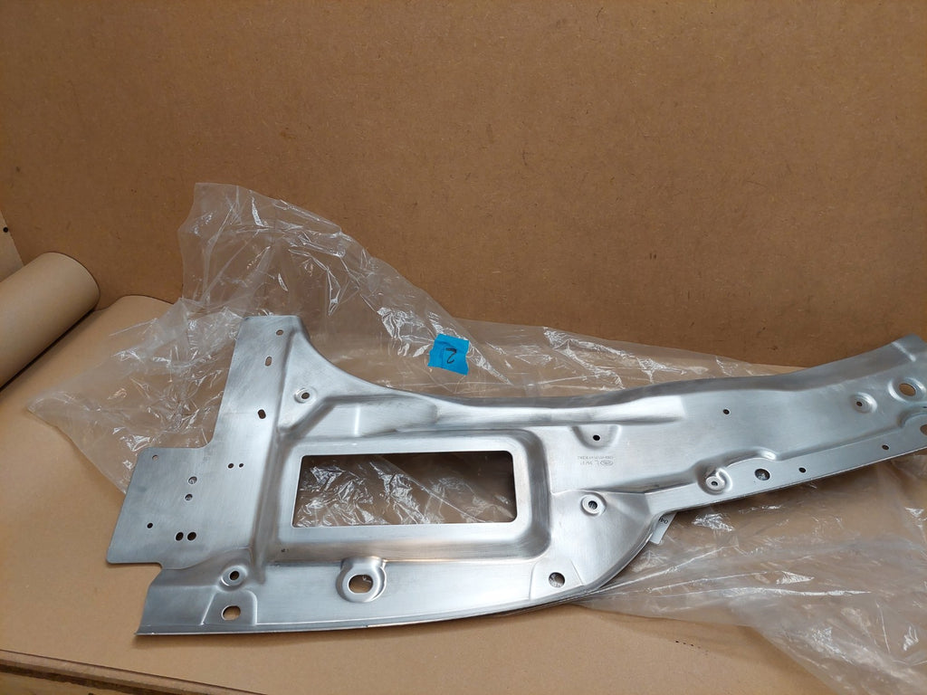 Land Rover Defender 90 110 130 Tail Lamp Panel LR144473 Genuine NEW