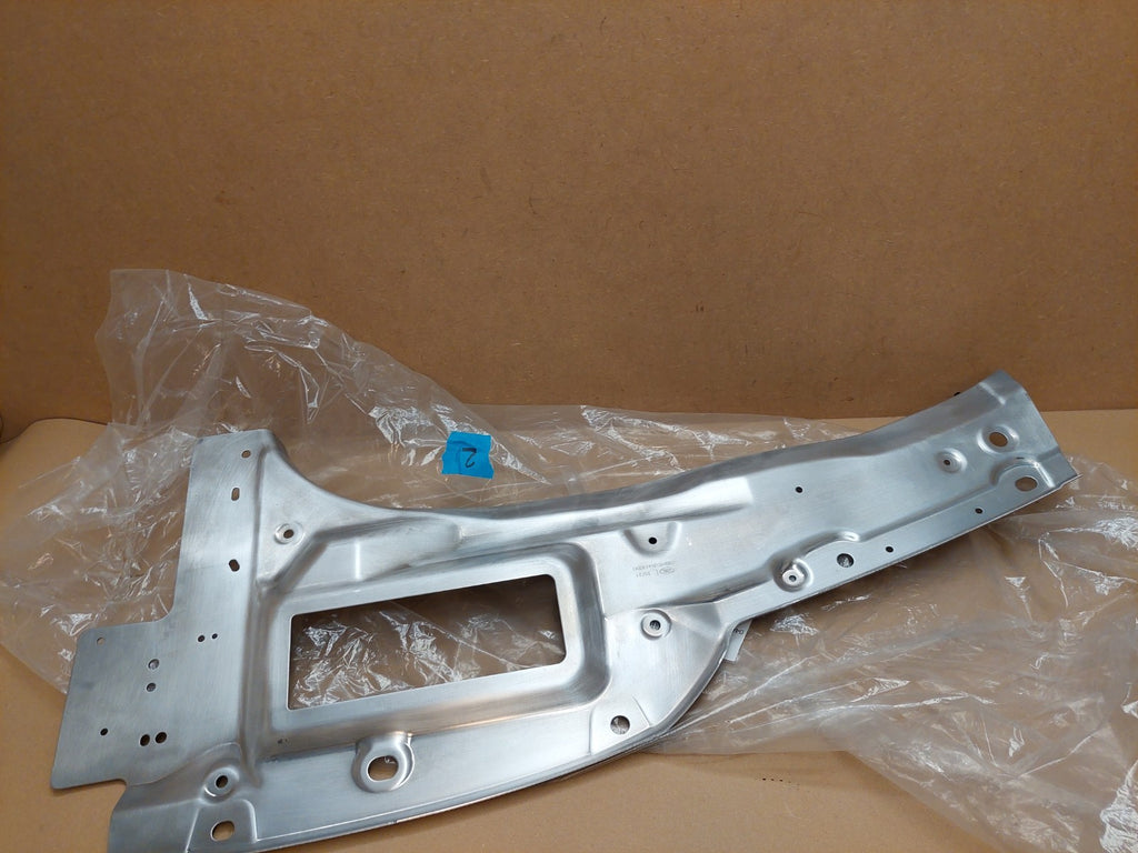 Land Rover Defender 90 110 130 Tail Lamp Panel LR144473 Genuine NEW