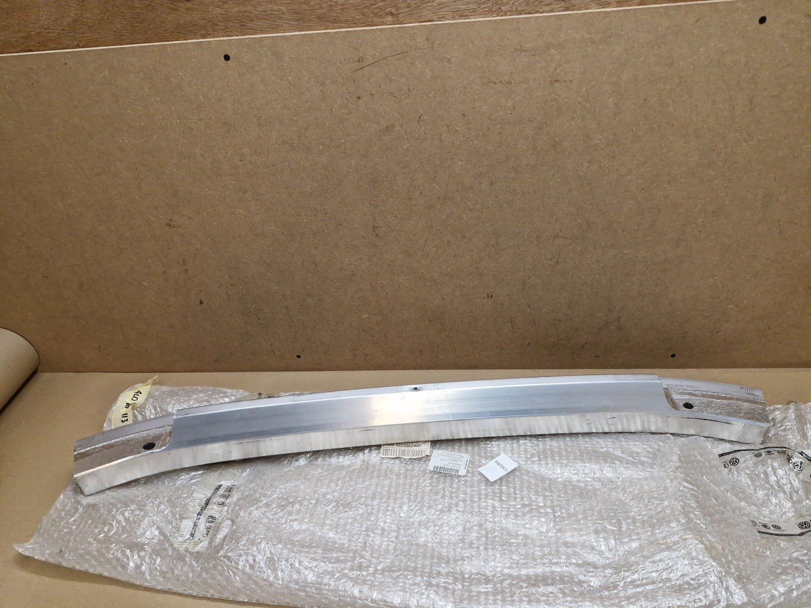 Audi Q7 4L Bumper Carrier Front Bumper Crash Impact Bar 4L0807113A Genuine NEW
