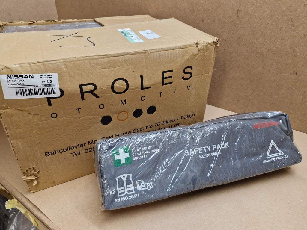 Nissan Warning Triangle First Aid Safety Pack X12  KE93000024 Genuine Bulk NEW