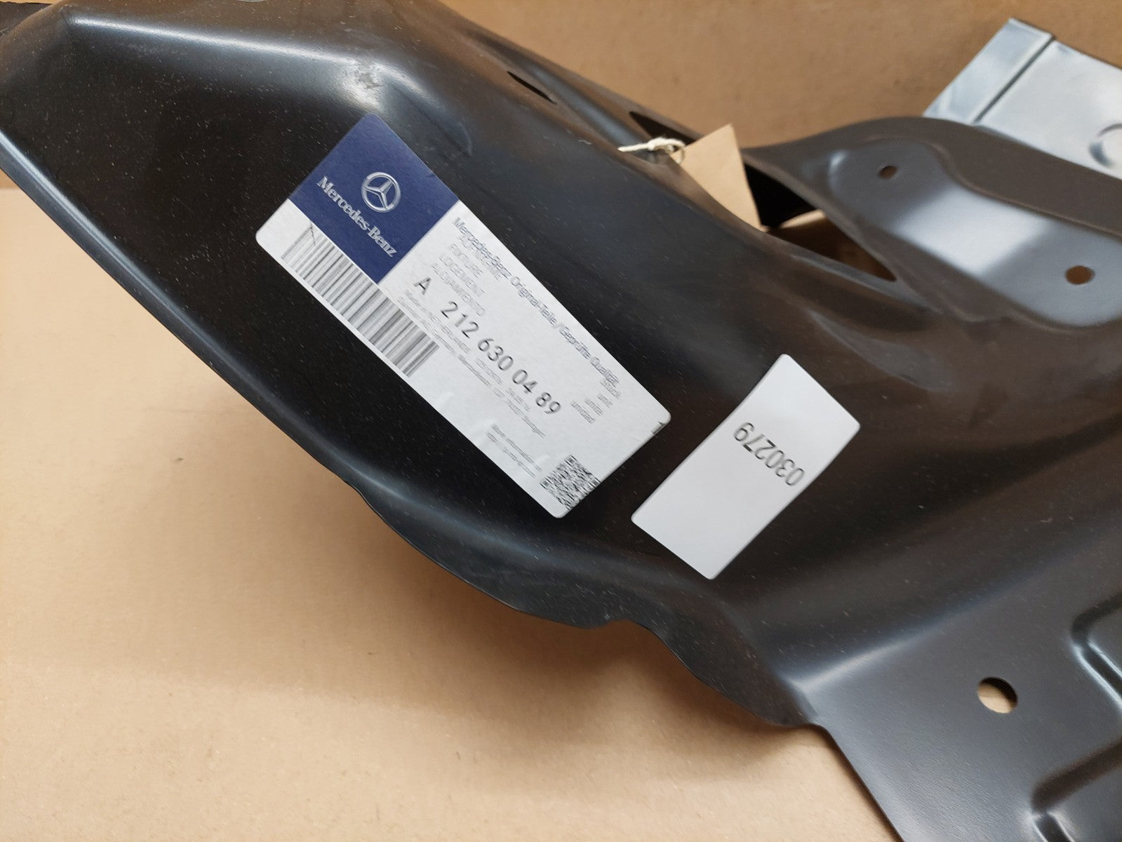 MERCEDES-BENZ E W212 Rear Right Tail Lamp Mount A2126300489 NEW GENUINE