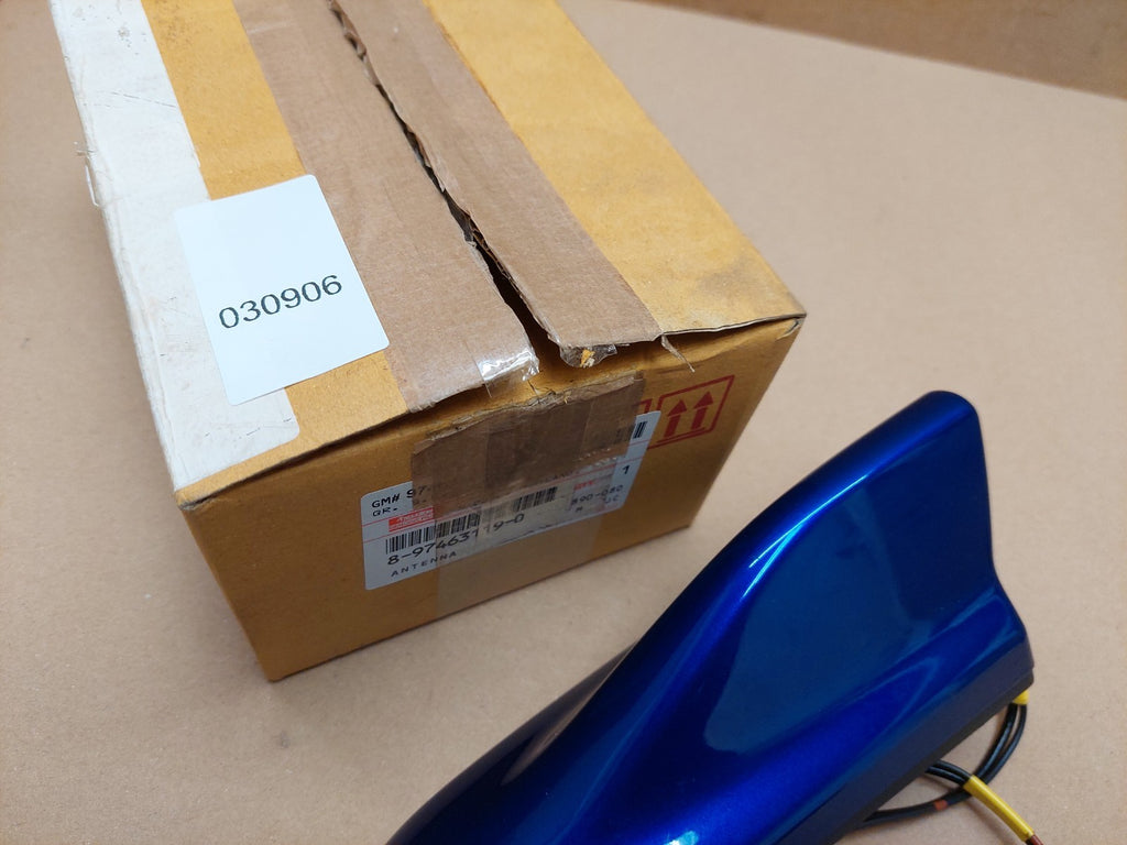 Isuzu Shark Fin Antenna Blue 8974631190 Genuine 8-97463119-0