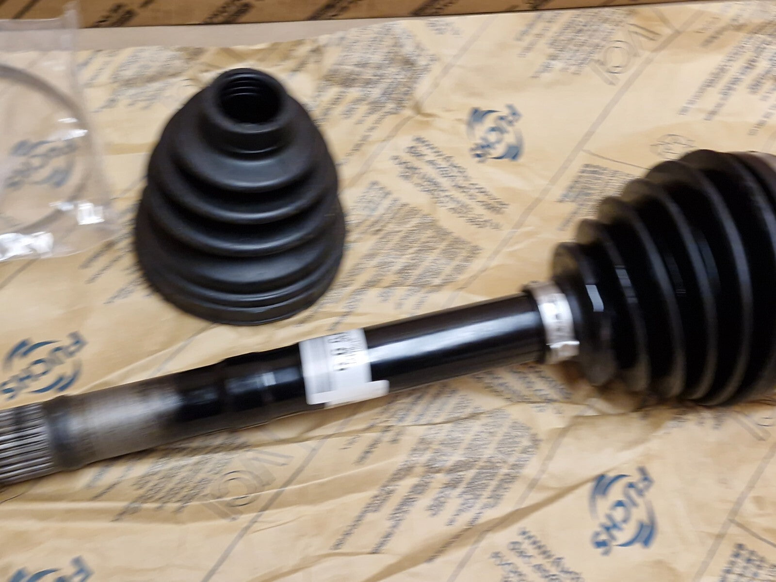 Toyota Hilux Front Left Drive Shaft GGN125 GUN125 LAN125 4346009Y70 Genuine NEW