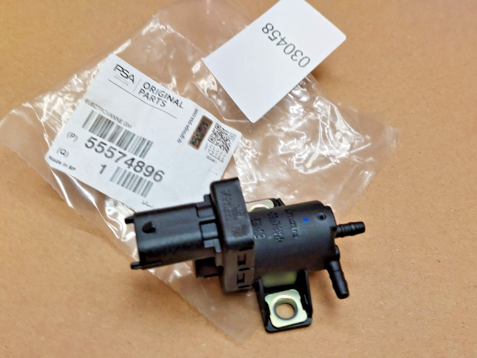Vauxhall Mokka Insignia B Pressure Converter Valve Astra J K 55574896 Genuine