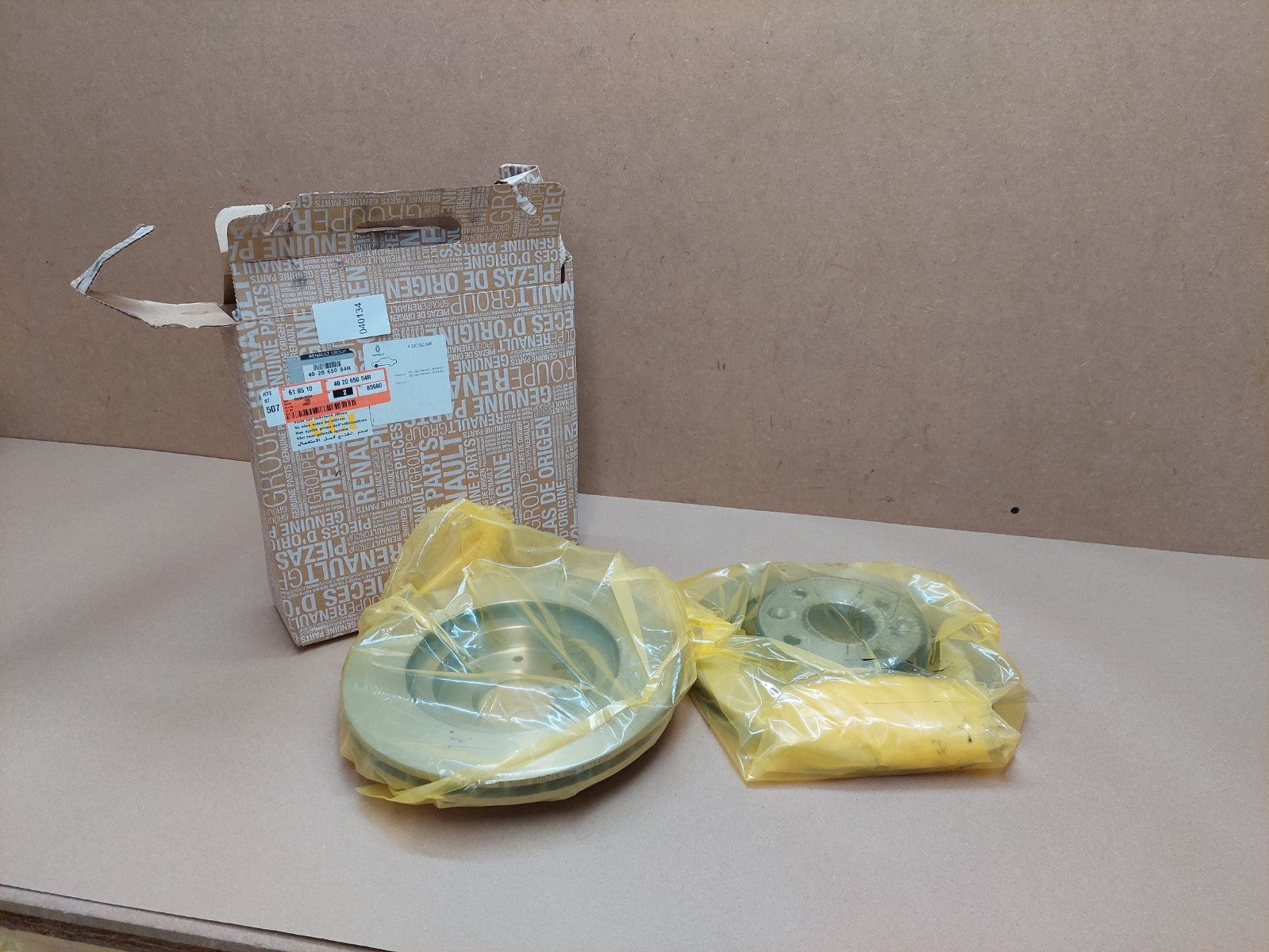 Dacia Logan Sandero Front brake Disc Mk1 Mk2 2013-on 402065054R Genuine