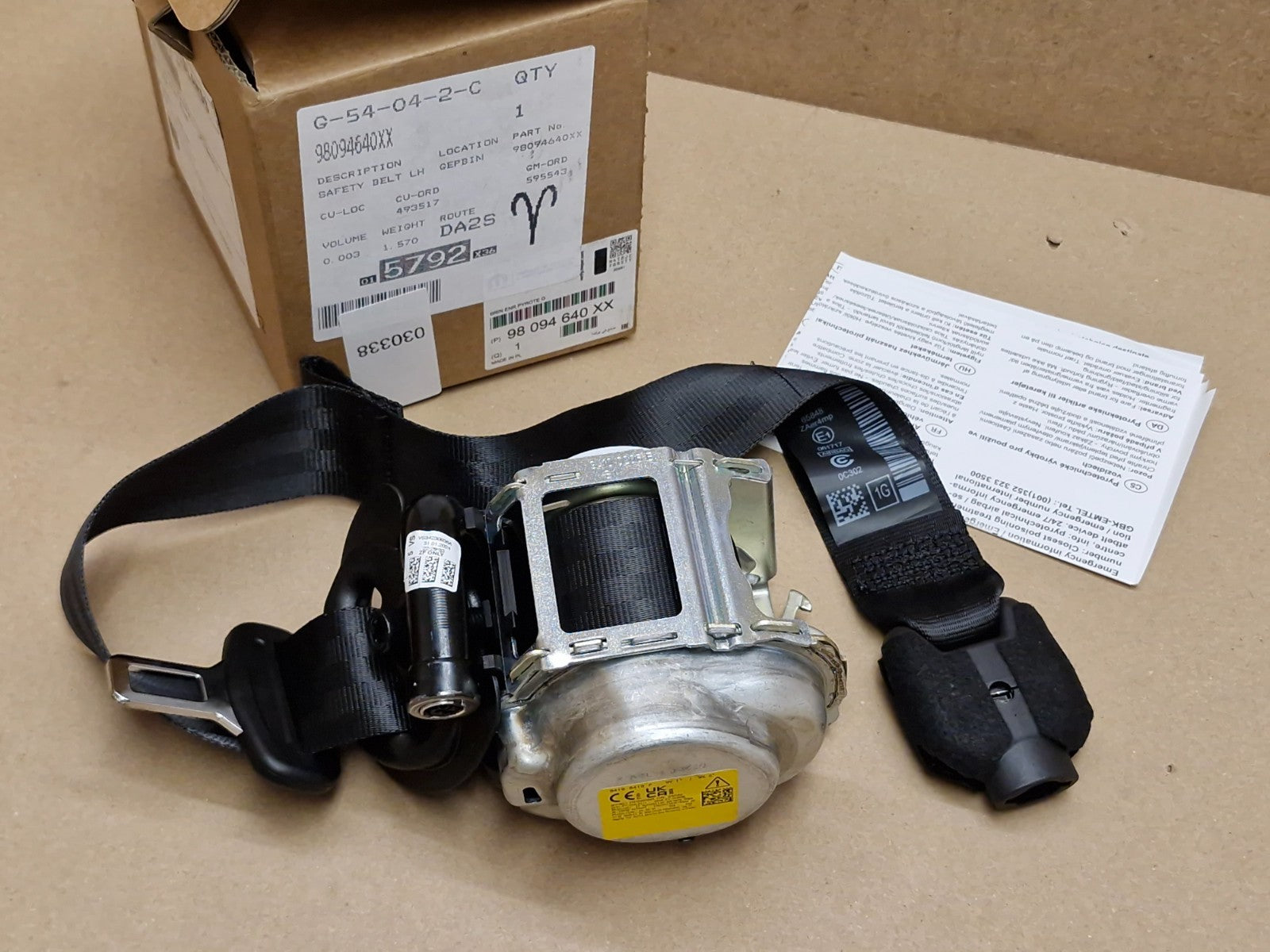 Vauxhall Grandland X Peugeot 3008 5008 Front Left Seatbelt 98094640XX Genuine