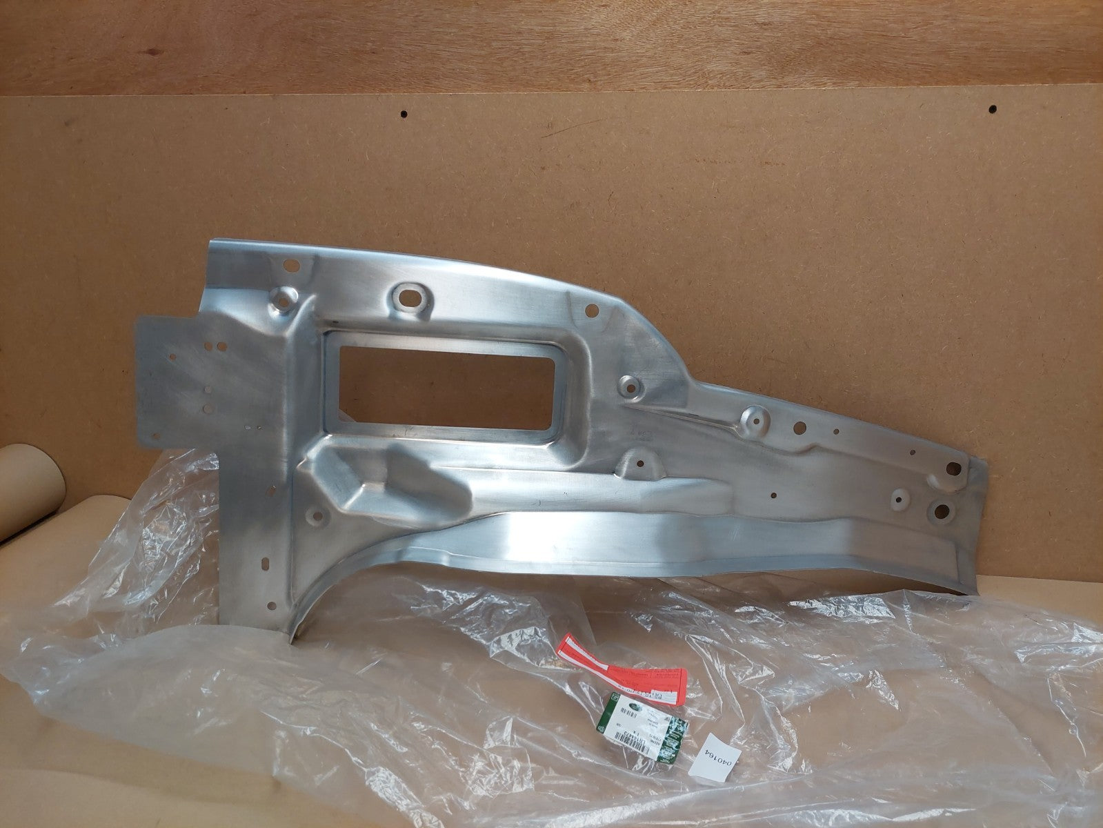 Land Rover Defender 90 110 130 Tail Lamp Panel LR144473 Genuine NEW