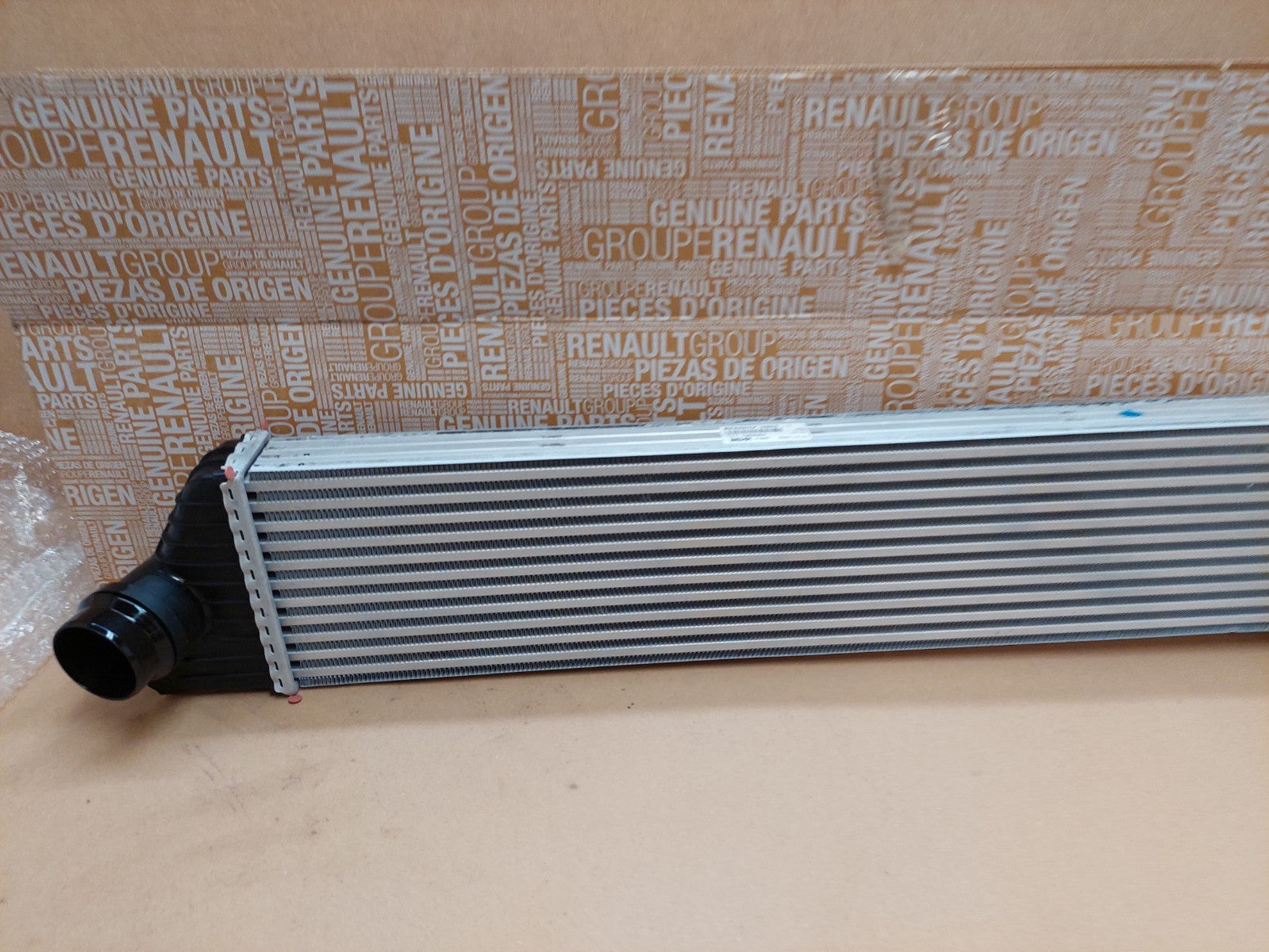 Renault Master MK3 Turbo Intercooler Movano B MK2  2.3 144960015R Genuine NEW