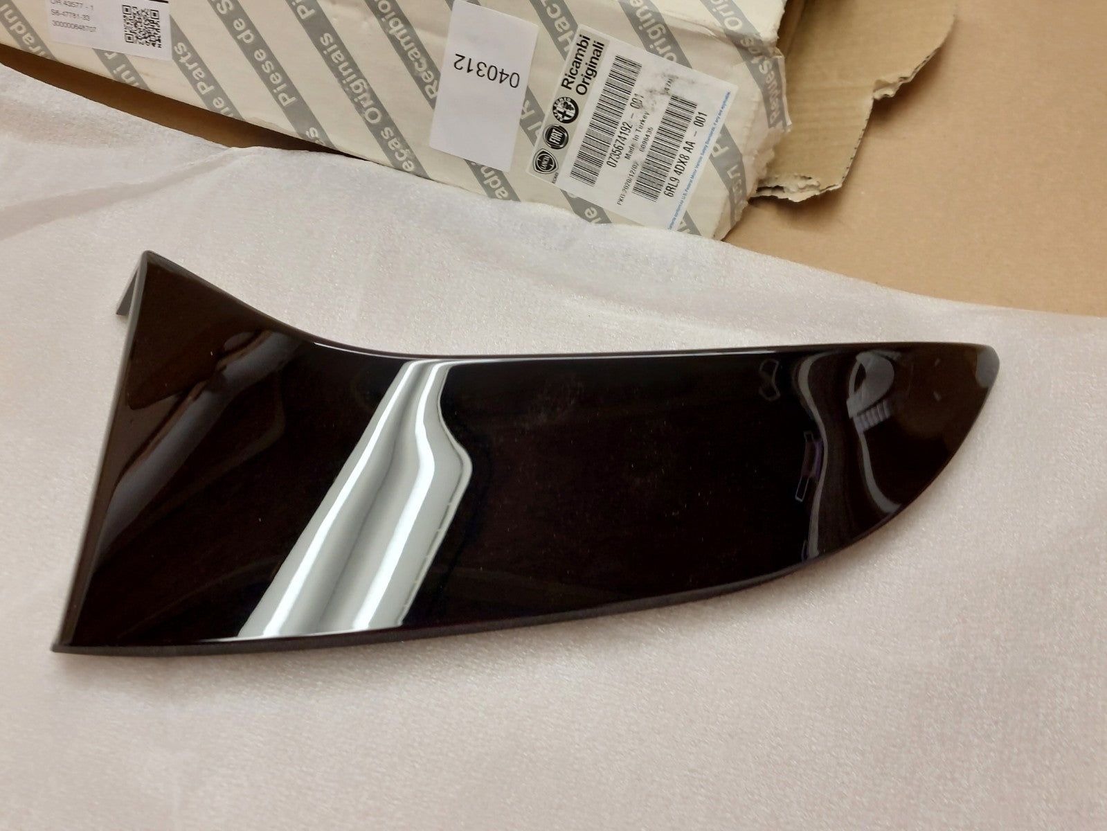 Fiat Tipo 356 357 Rear Left Windshield Cover Trim 2016-on 735674192 Genuine NEW