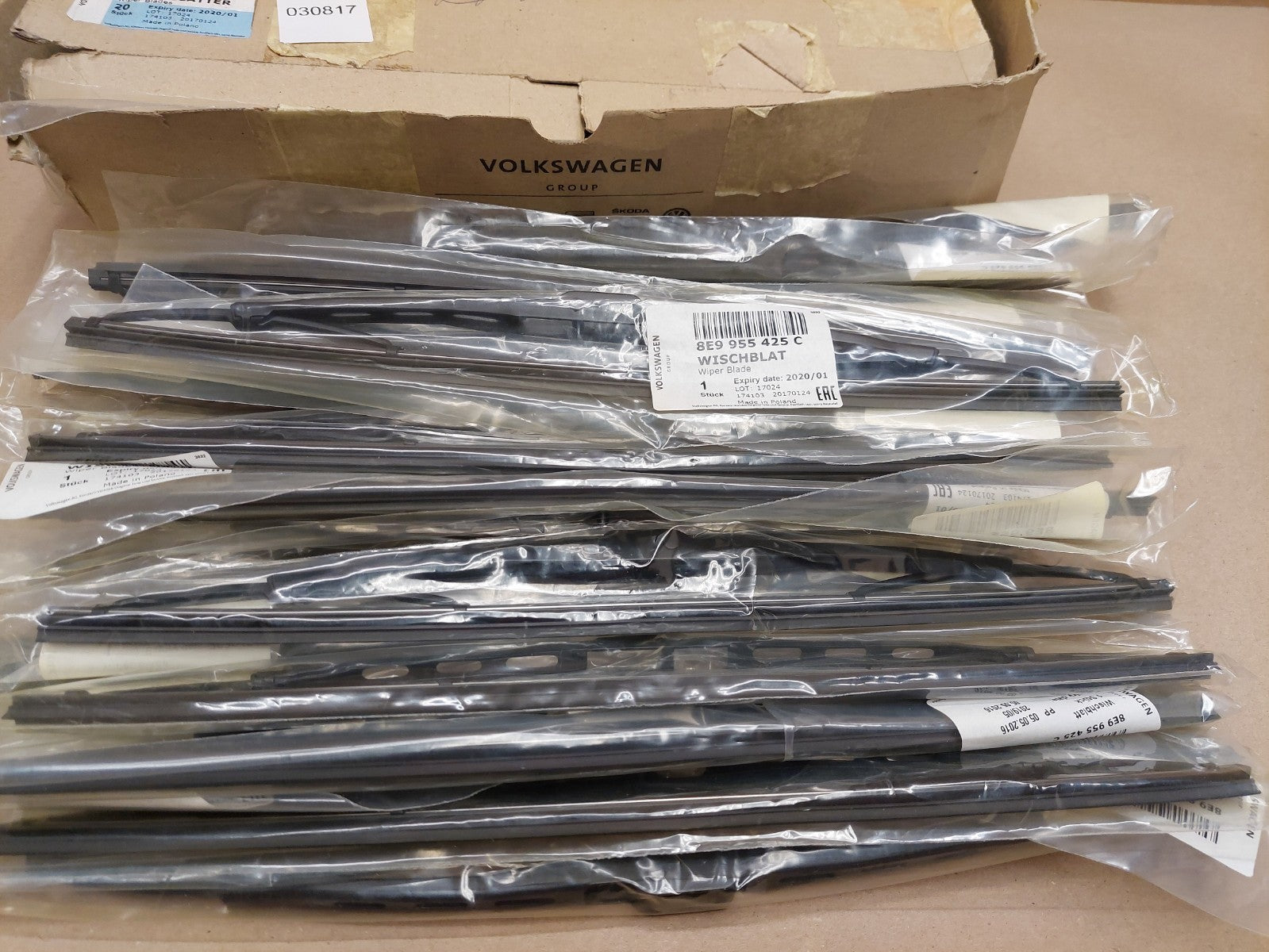 Audi A3 A4 S3 Rear Wiper Blade X30 8E9955425C GENUINE Multipack NEW
