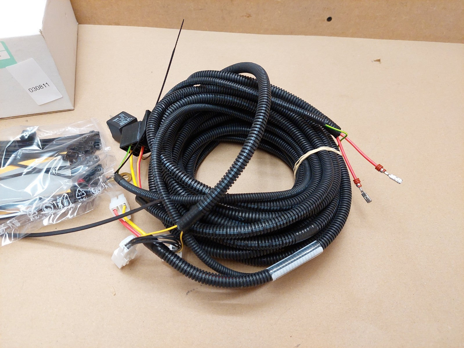 Nissan Qashqai J12 2021+ Rear Additional Power Supply Harness Genuine KE5056U022