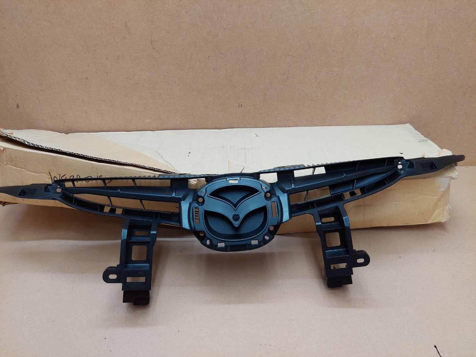 Mazda 2 DH Radiator Grille 2007-2015 DR6150712A Genuine NEW