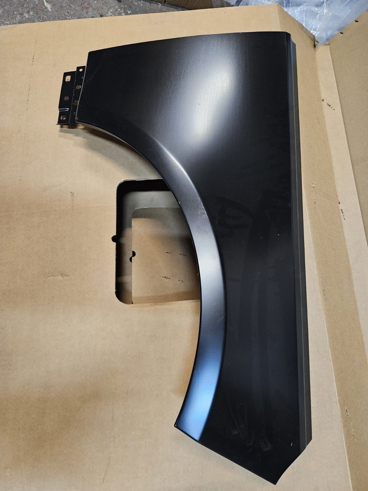 Land Rover Ranger Rover L405 Front Right Wing 2013-2022 LR061808 Genuine