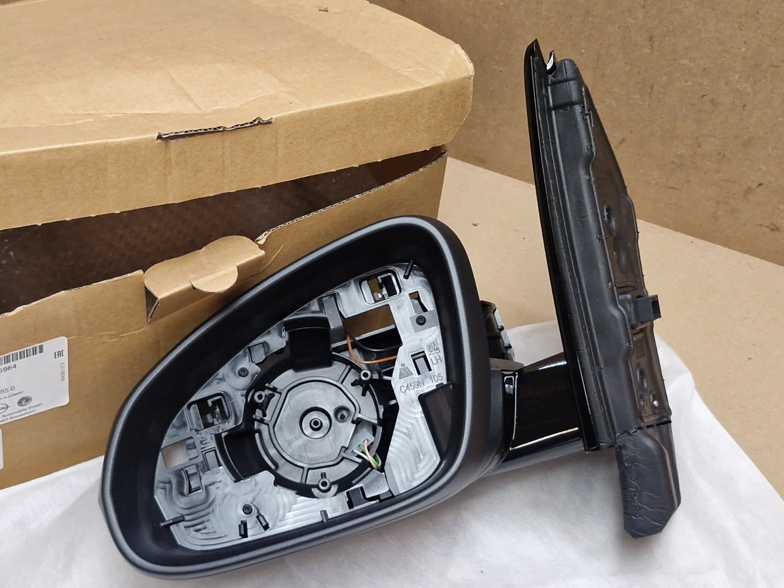 Vauxhall Adam  Mk1 N/S Passenger Door Wing Mirror 3dr 12-18 39045964 Genuine NEW