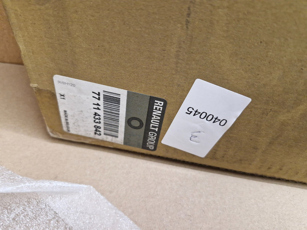 Renault Clio Mk4 Front Bumper Skirt Red 7711433842 Genuine NEW