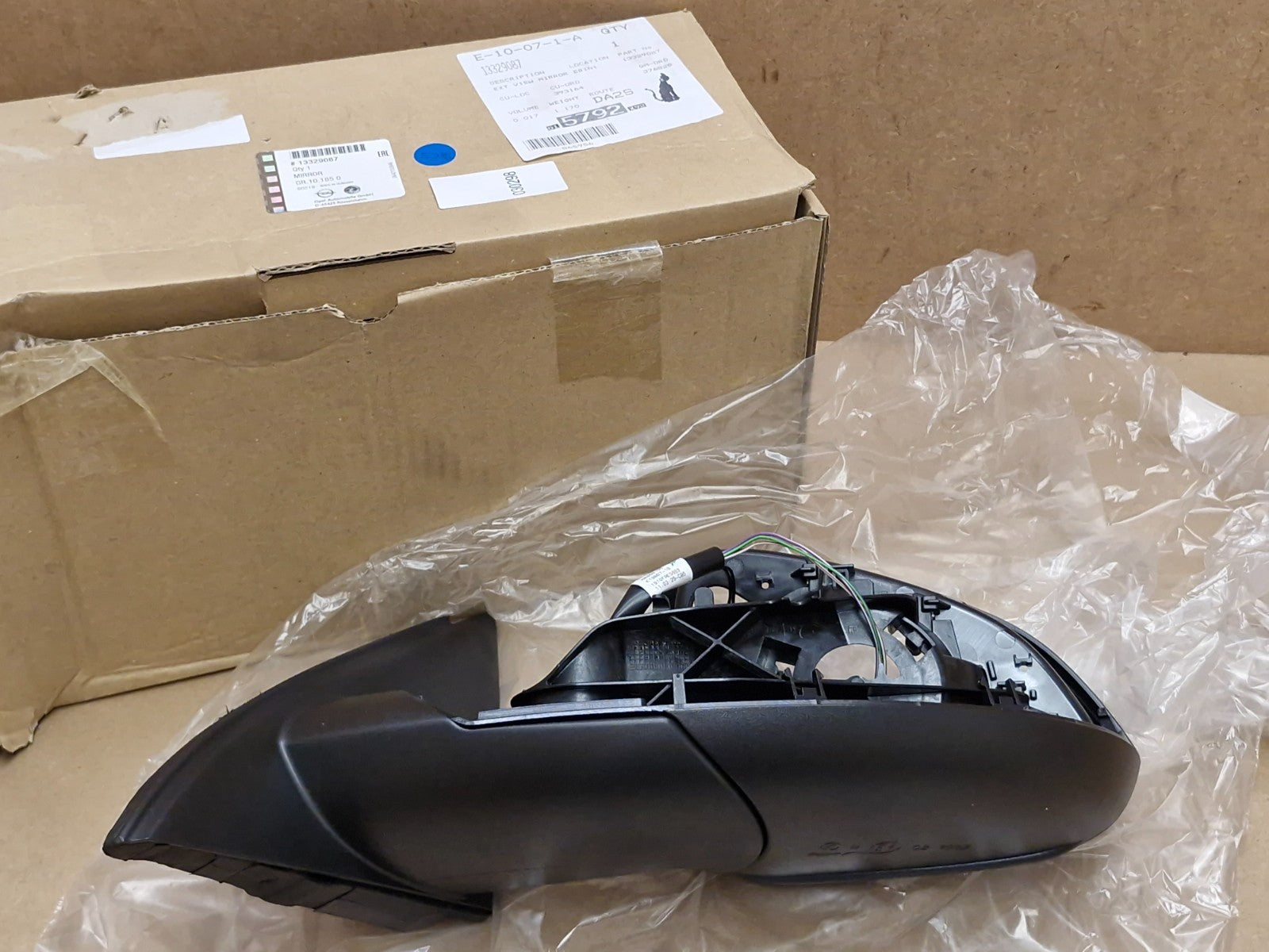 Vauxhall Insignia A Mk1 Left Wing Mirror Electric 13329087 Genuine NEW