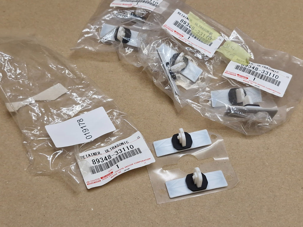 Lexus CT ES GS IS RC  Front Parking Sensor Retainer X4 Set 8934833110 Genuine