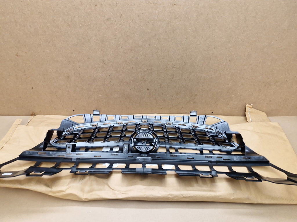 Vauxhall Astra J Front Radiator grille Black 13300949 Genuine NEW