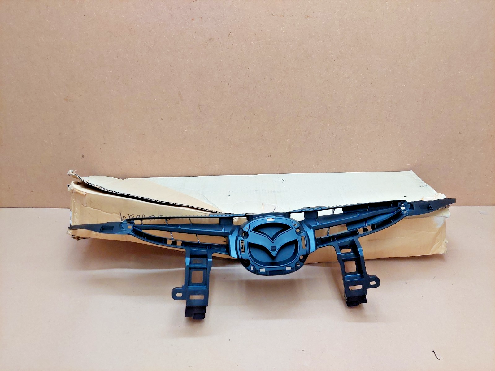 Mazda 2 DH Radiator Grille 2007-2015 DR6150712A Genuine NEW