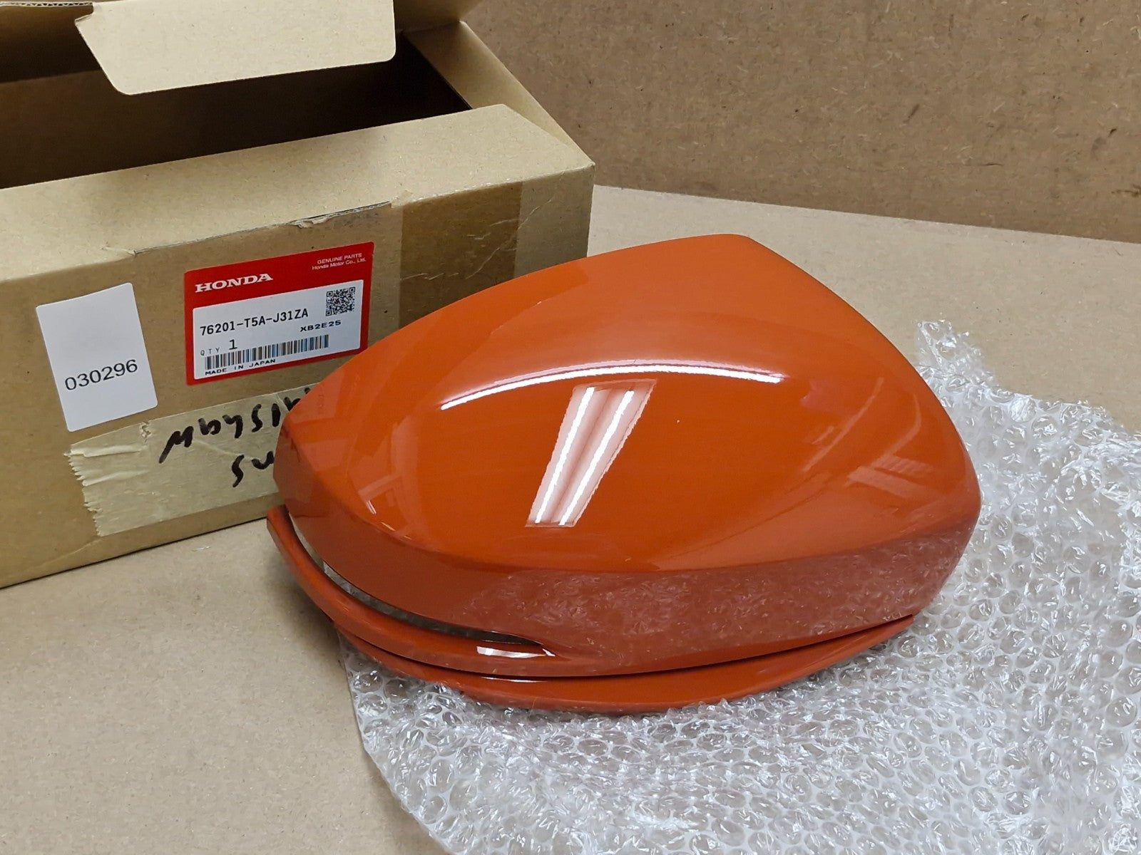 Honda Jazz DS 15-21 Right Door Mirror Cover Cap 76201-T5A-J31ZA Orange Genuine