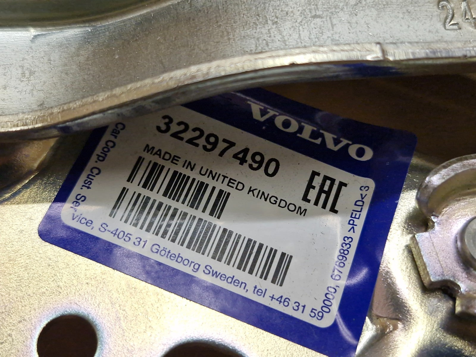 Volvo XC40 Recharge XC40 Front Right Side Bonnet Hinge 19-25 31356753 Genuine