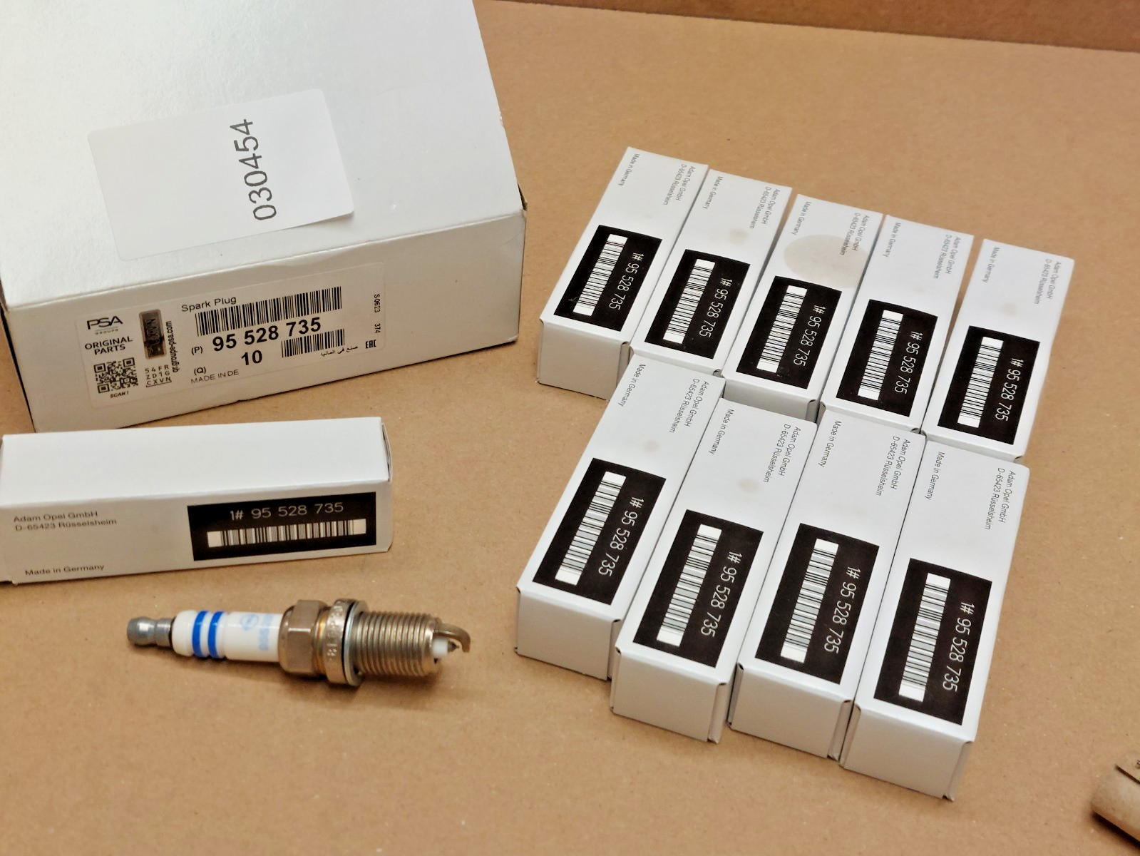 Vauxhall Adam Spark Plug X10 1.2 1.4 2013-2019 95528735 Genuine NEW