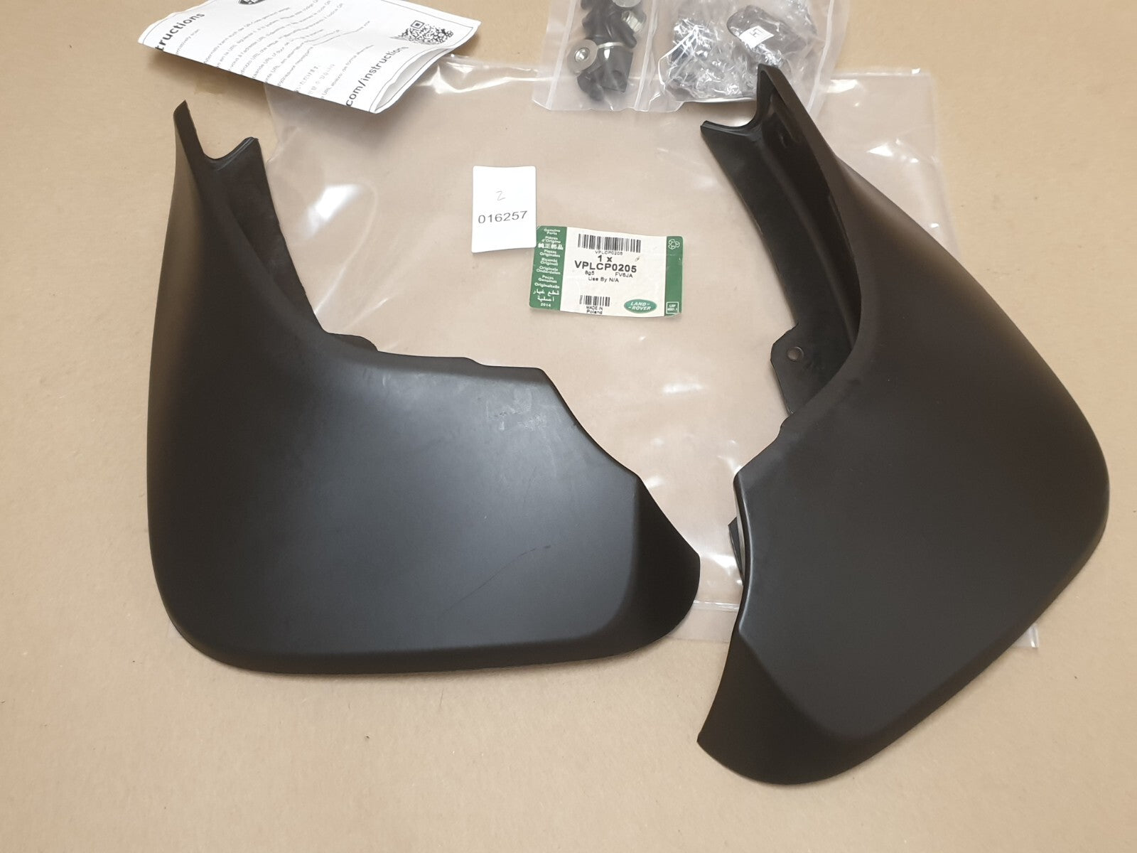 Land Rover Discovery Sport 7 Seater Rear Mud Flap Kit 14-19 VPLCP0205 Genuine